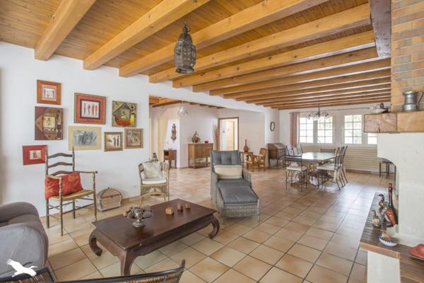 Maison à vendre |  Port-des-Barques |  6 pièces | 165 m²