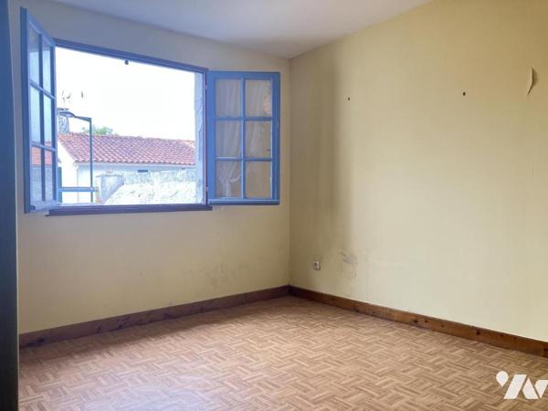 Secteur de La Sennetière - Maison à rénover