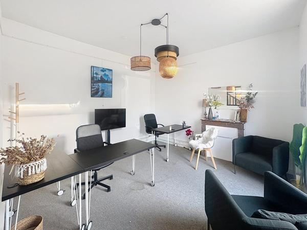 Bureau de 16m² au 1er étage