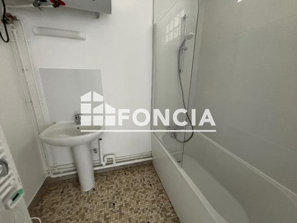 Location Studio 40.16 m² - 40 RUE SAINT HILAIRE La Varenne Saint Hilaire 94210