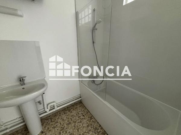 Location Studio 40.16 m² - 40 RUE SAINT HILAIRE La Varenne Saint Hilaire 94210