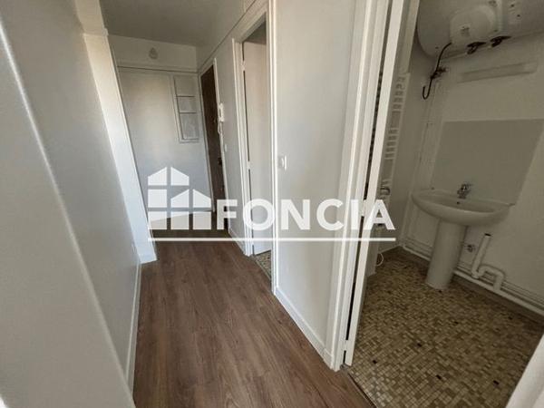 Location Studio 40.16 m² - 40 RUE SAINT HILAIRE La Varenne Saint Hilaire 94210