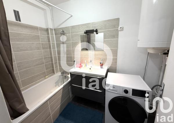 Appartement à vendre 2 pièces 45 m² Nîmes-Saint-Césaire