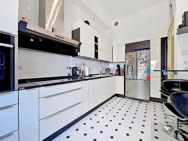 Vente Appartement 4 pièces 117 m2 à Cannes