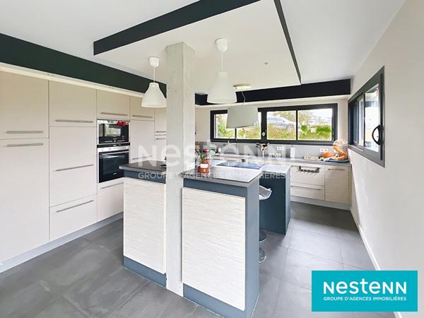 Vente d'une magnifique bâtisse 4 chambres avec dépendance et plus de 1 hectare de terrain dans Lamballe