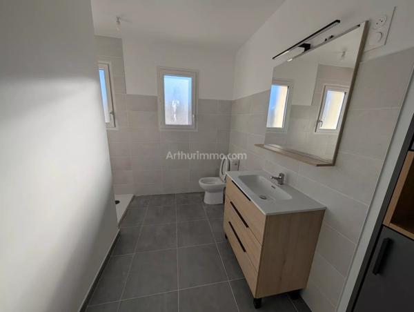 Location Maison 4 pièces 84 m2 à Coutras