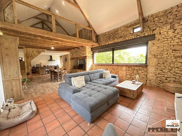Maison en pierre-161m²-Grange 150m²-Terrain 14 960m²