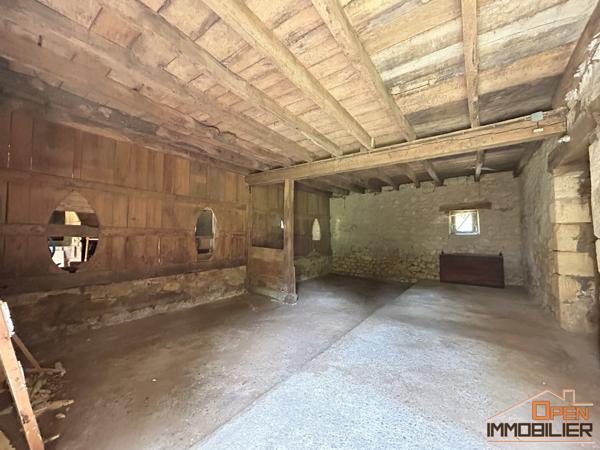 Maison en pierre-161m²-Grange 150m²-Terrain 14 960m²