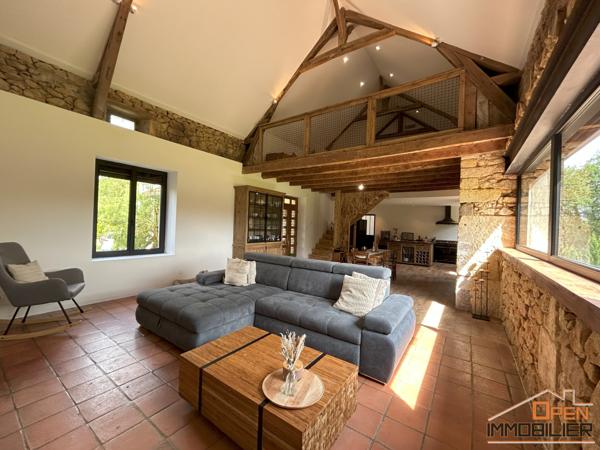 Maison en pierre-161m²-Grange 150m²-Terrain 14 960m²