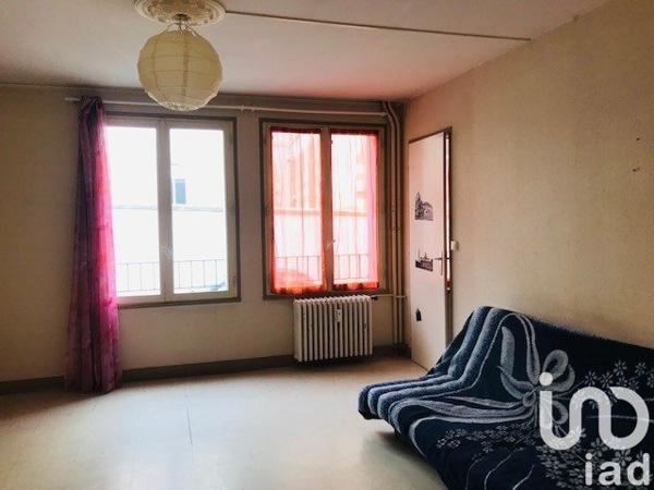 Appartement 3 pièces de 40 m² à Montluçon (03100)