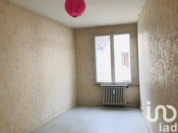Appartement 3 pièces de 40 m² à Montluçon (03100)