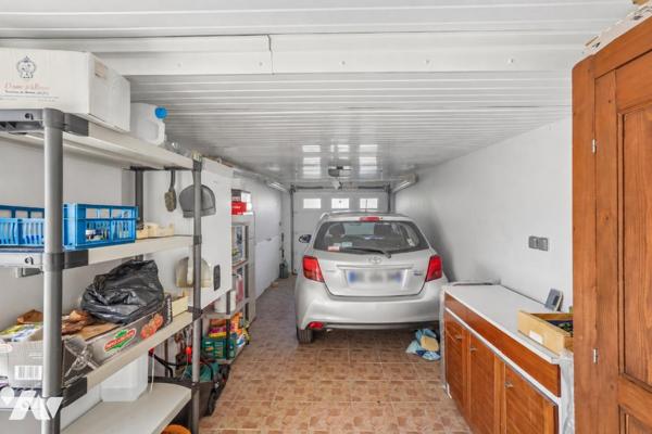 PÉRONNAS – Maison 3 chambres avec cour, garage et cave