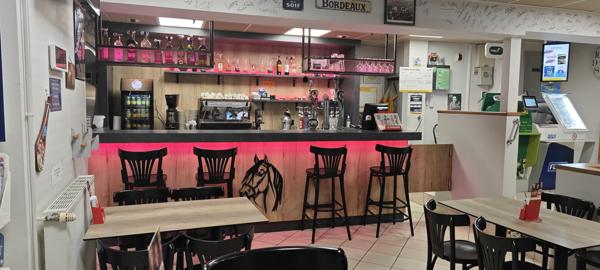 Fonds De Commerce - 80 m²