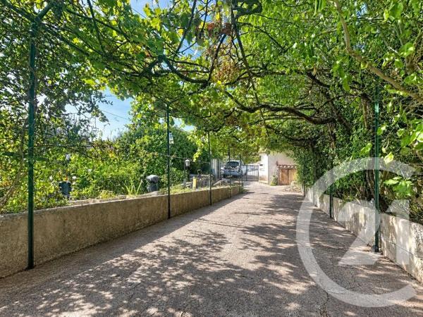 Appartement F4 à vendre  4 pièces - 99,76 m 2   CAGNES SUR MER  - 06