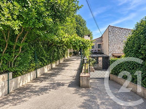 Appartement F4 à vendre  4 pièces - 99,76 m 2   CAGNES SUR MER  - 06