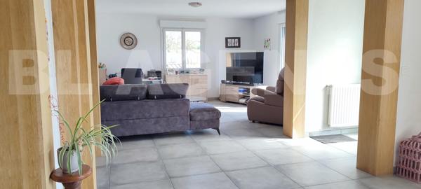 Maison 5 chambres avec plus de 7 hectares libre