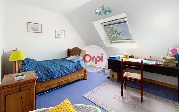 Maison à vendre    5 pièces •  Theix