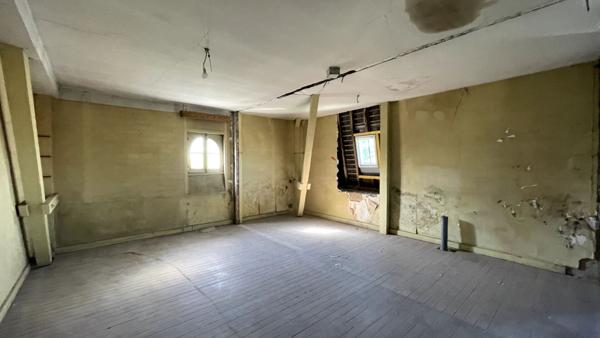 Appartement Type Loft - 78 m2 - Centre-Ville - BOURGES