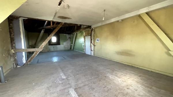 Appartement Type Loft - 78 m2 - Centre-Ville - BOURGES