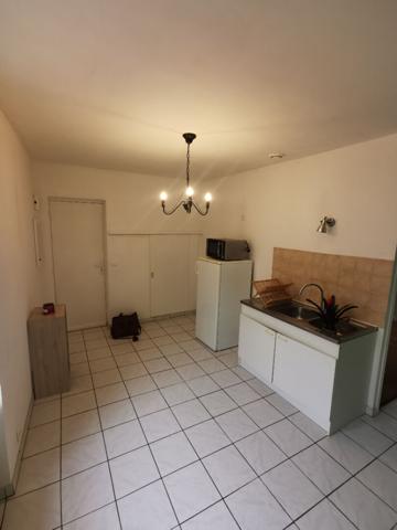 Joli appartement rénové dans le bourg de Neuvy St Sepulchre
