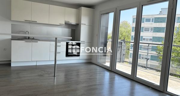 Location Appartement 3 pièces 61.8 m² - Douai 59500