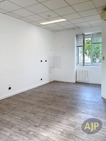 Nantes : 1 312 € - AJP Immobilier Saint Herblain