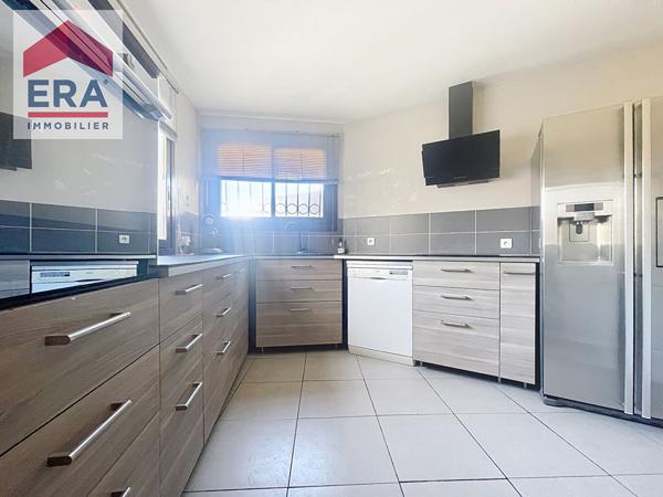 A VENDRE MARSEILLE 13014  SAINTE-MARTHE MAISON T3/4 TERRASSE JARDIN