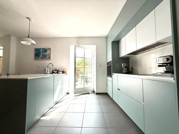 Maison Surgeres 6 pièce(s)