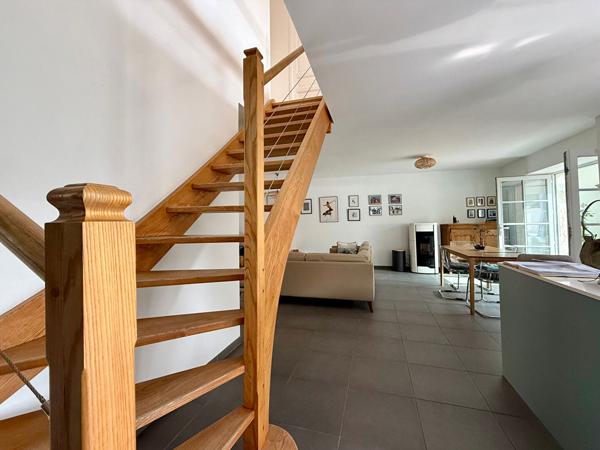 Maison Surgeres 6 pièce(s)