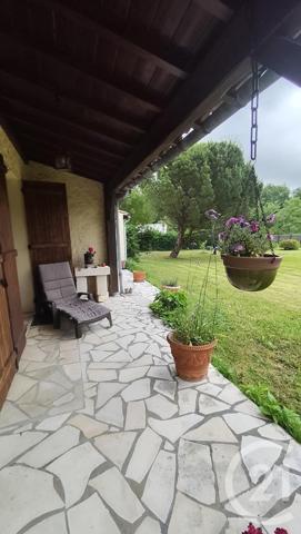 Maison à vendre  7 pièces - 153,54 m2 SAINTES - 17