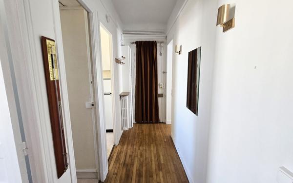 Appartement à louer    3 pièces • 55,81 m2 Paris 14