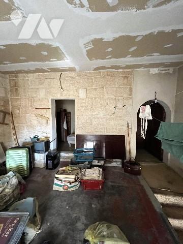 BEAUCAIRE  maison de ville de 68m²