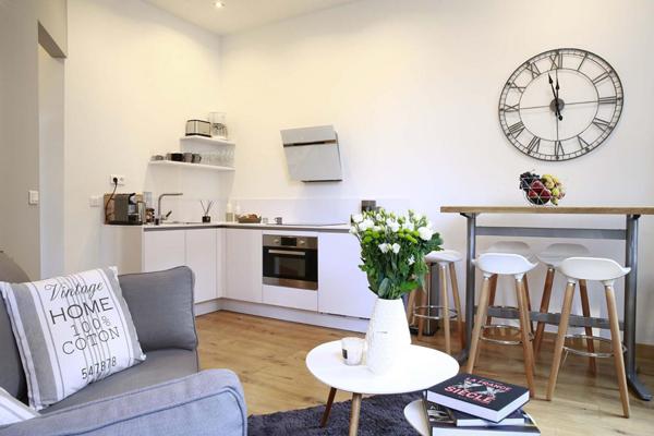 A LOUER : Immeuble à LILLE • • 14 167 € CC • Réf. 1336