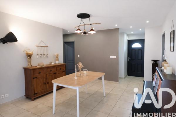 Maison à vendre 5 pièces 105 m² Saint-Mexant