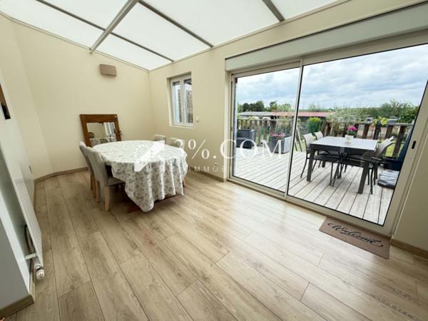 Maison
                                                                                                                                                                                                                                                                                                                        5 pièce(s)                                                                                                                                                                                                          3 chambre(s)                                                                                                                                                                                                          105  m²
