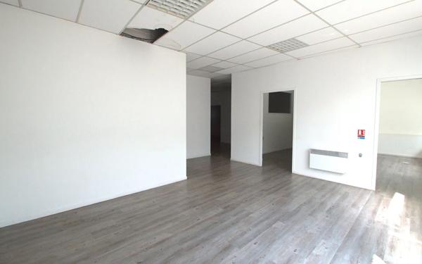 Local commercial Pamiers 56.99 m2