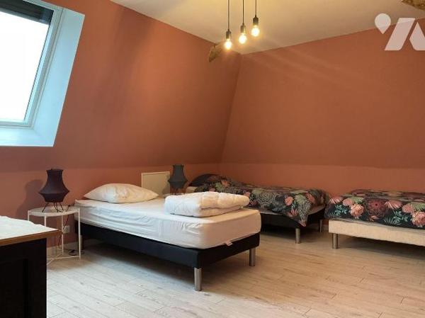 A VENDRE : Maison de charme entièrement rénovée avec goût et avec des matériaux de qualité, sit...