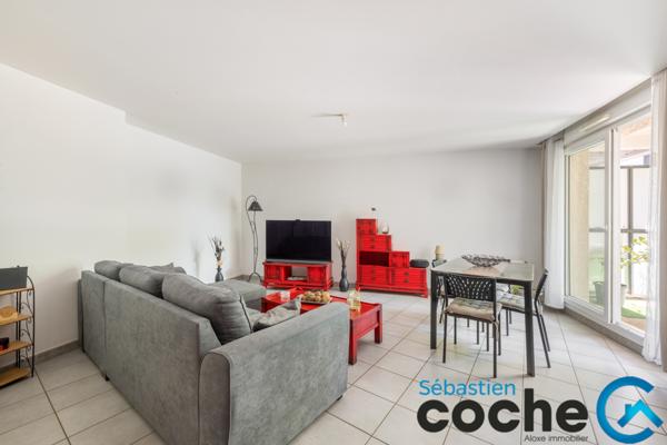 Chassieu (69680) T2 rez de Jardin + garage CHASSIEU