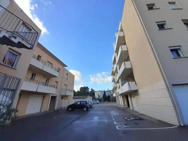 T2 avec parking