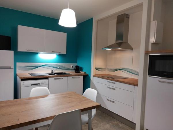 EXCLU CAPIFRANCE A Vendre ILE D'OLERON (17) en coeur village - Résidence para-hôtelière 11 meublés 3* proche plage