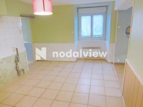 Jolie maison avec beaucoup de Potentiel.