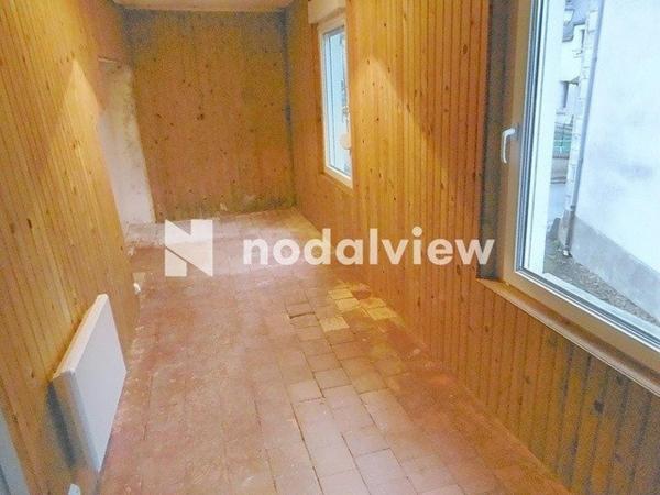 Jolie maison avec beaucoup de Potentiel.