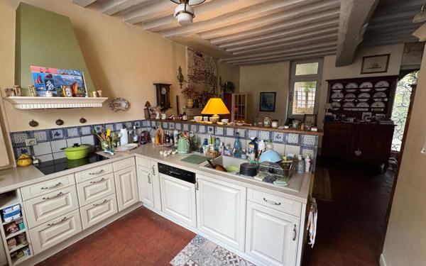 Maison à vendre    9 pièces •  Authon-du-Perche