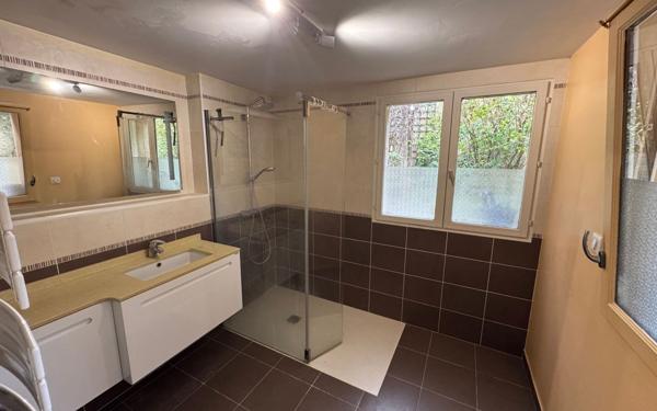 Maison à vendre    9 pièces •  Authon-du-Perche