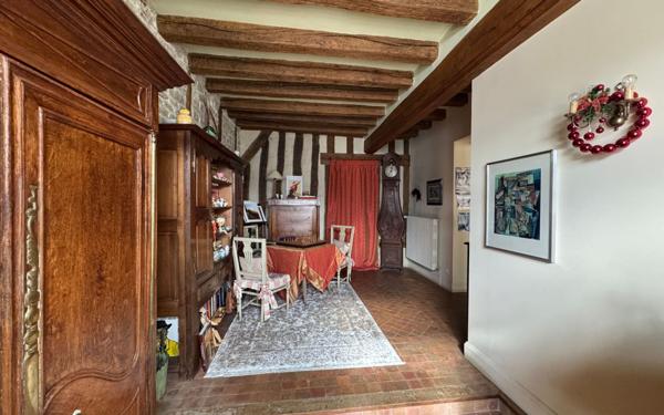 Maison à vendre    9 pièces •  Authon-du-Perche