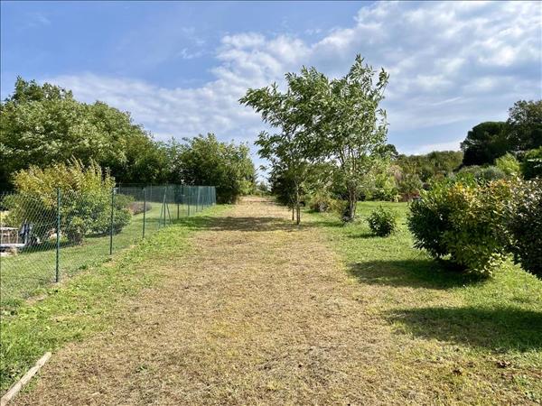 Terrain à vendre |  Sarlat-la-Canéda |  1950 m²