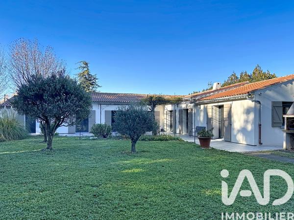 Maison à vendre 7 pièces 187 m² Morières-lès-Avignon