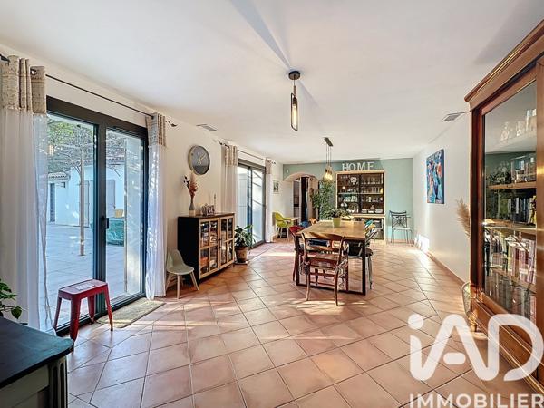 Maison à vendre 7 pièces 187 m² Morières-lès-Avignon