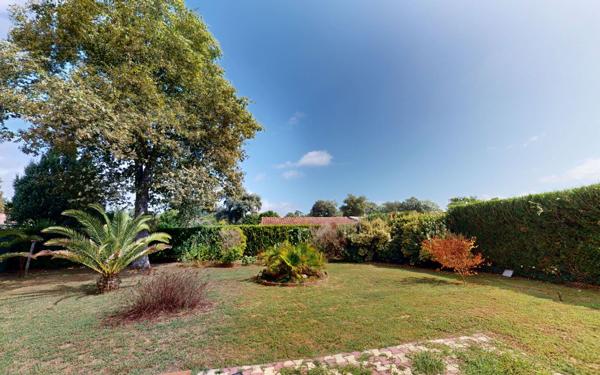 Maison à vendre    5 pièces •  Seignosse