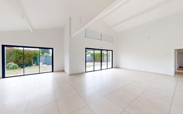 Maison à vendre    5 pièces •  Seignosse